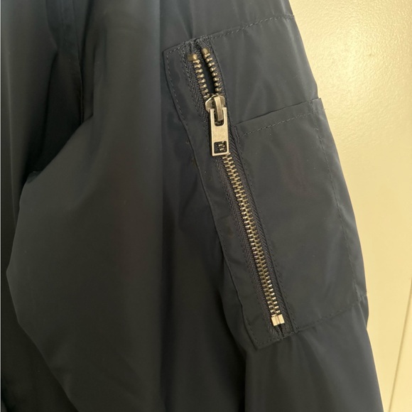 Men's Old Navy Water-Resistant Zip Bomber Jacket - size M - Picture 2 of 4
